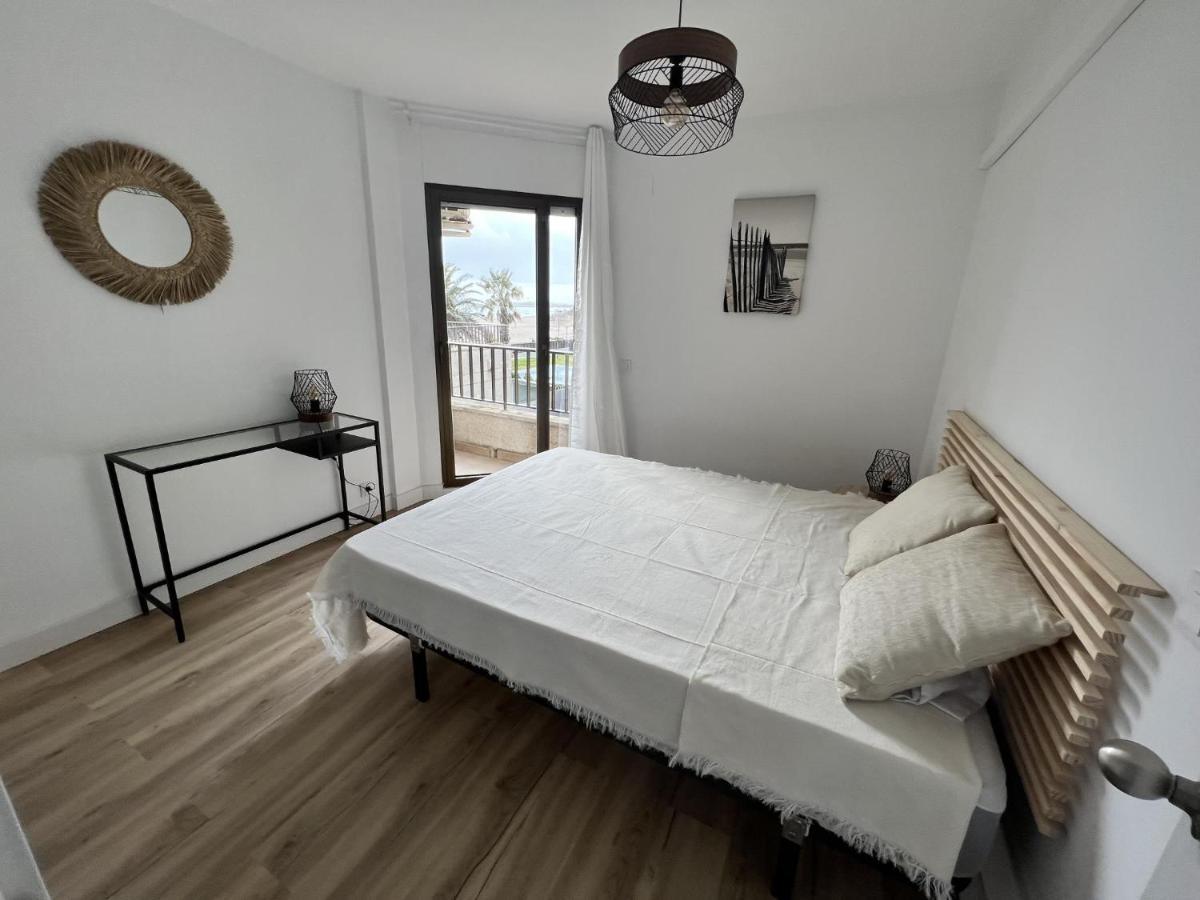 Castell Joncar Apartment Росес Екстериор снимка