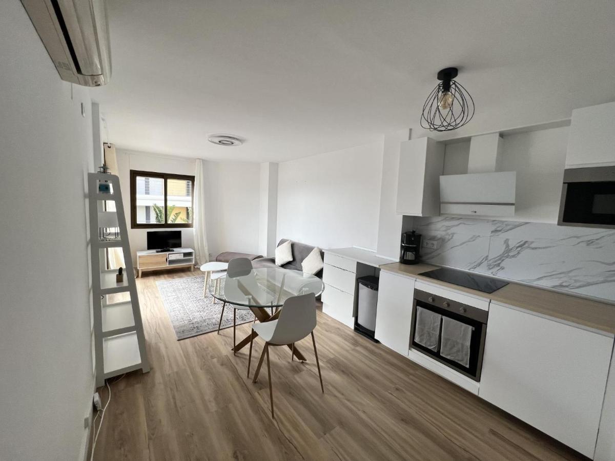 Castell Joncar Apartment Росес Екстериор снимка