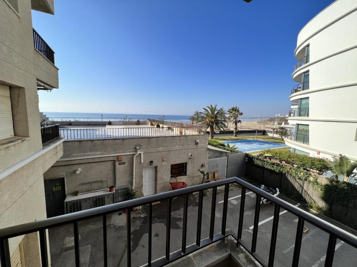 Castell Joncar Apartment Росес Екстериор снимка