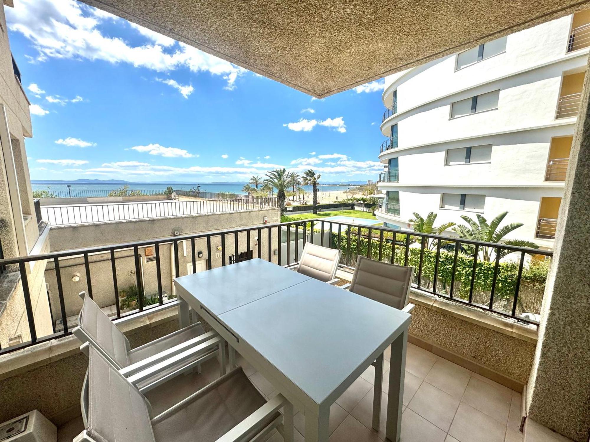 Castell Joncar Apartment Росес Екстериор снимка